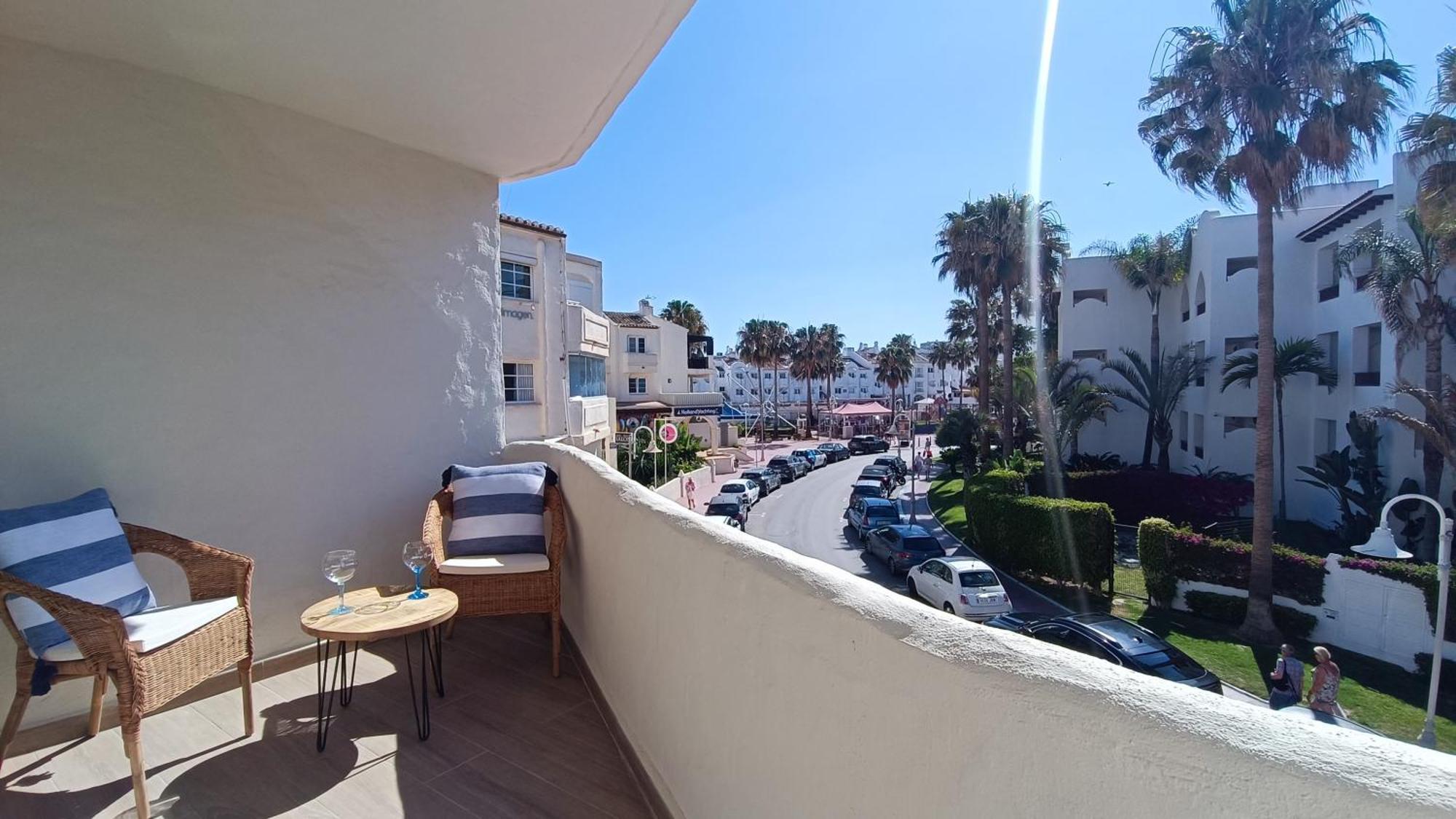 בנאלמדנה Beach Studio Puerto Marina Playa מראה חיצוני תמונה