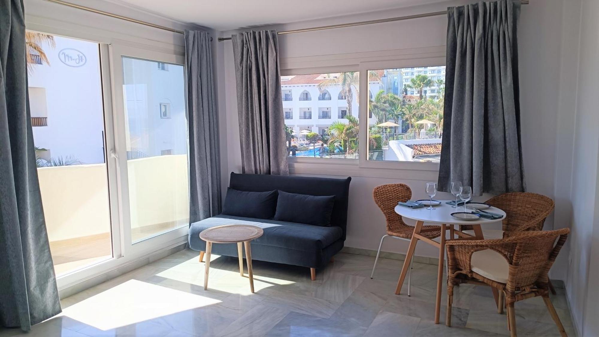 בנאלמדנה Beach Studio Puerto Marina Playa מראה חיצוני תמונה